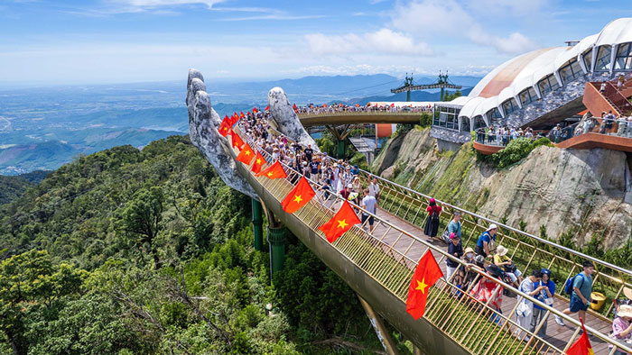 Da Nang tops the list of destinations most searched by Vietnamese tourists during the April 30 - May 1 holiday. Photo: Department of Culture, Sports and Tourism