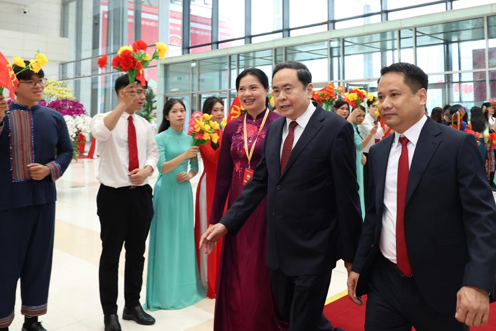 Ủy viên Bộ Chính trị, Chủ tịch Quốc hội Trần Thanh Mẫn tới dự lễ khai mạc Đại hội. Ảnh: Hải Nguyễn