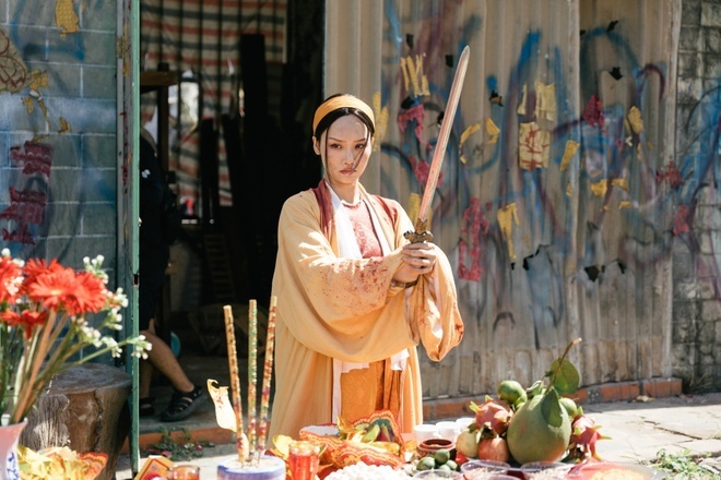 Miu Lê vào vai nữ chính trong phim “Đại tiệc trăng máu 8“. Ảnh: ĐPCC.