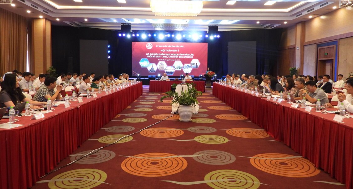 Quang cảnh hội thảo. Ảnh: Bảo Trung
