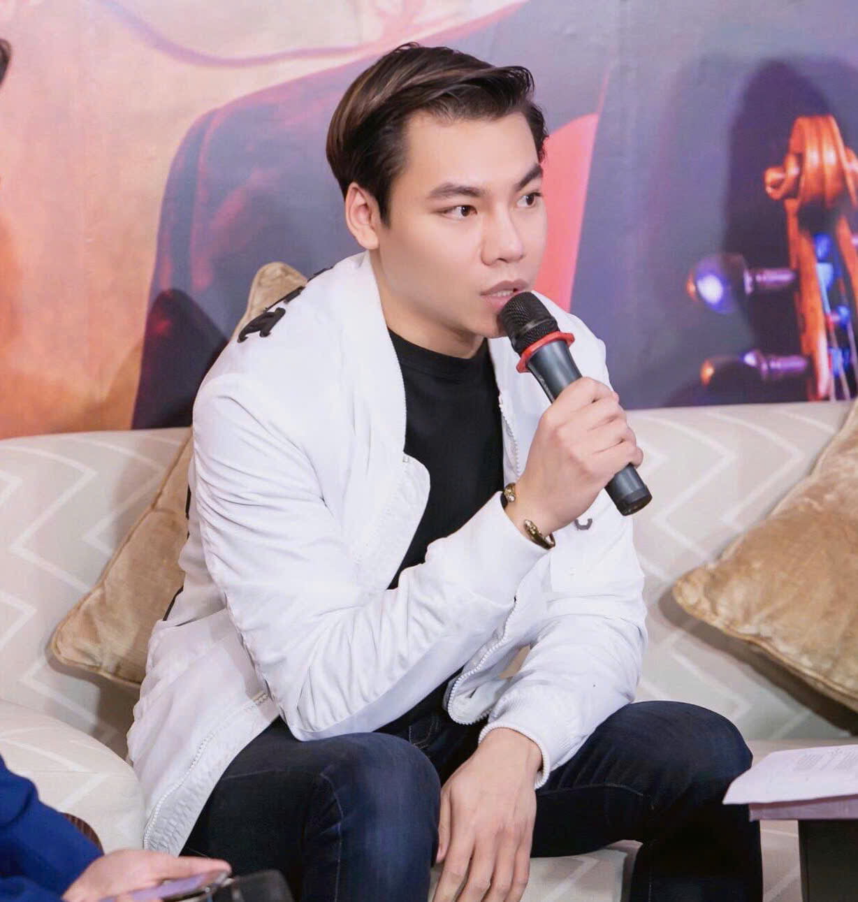 Chuyên gia truyền thông Hồng Quang Minh. Ảnh NVCC