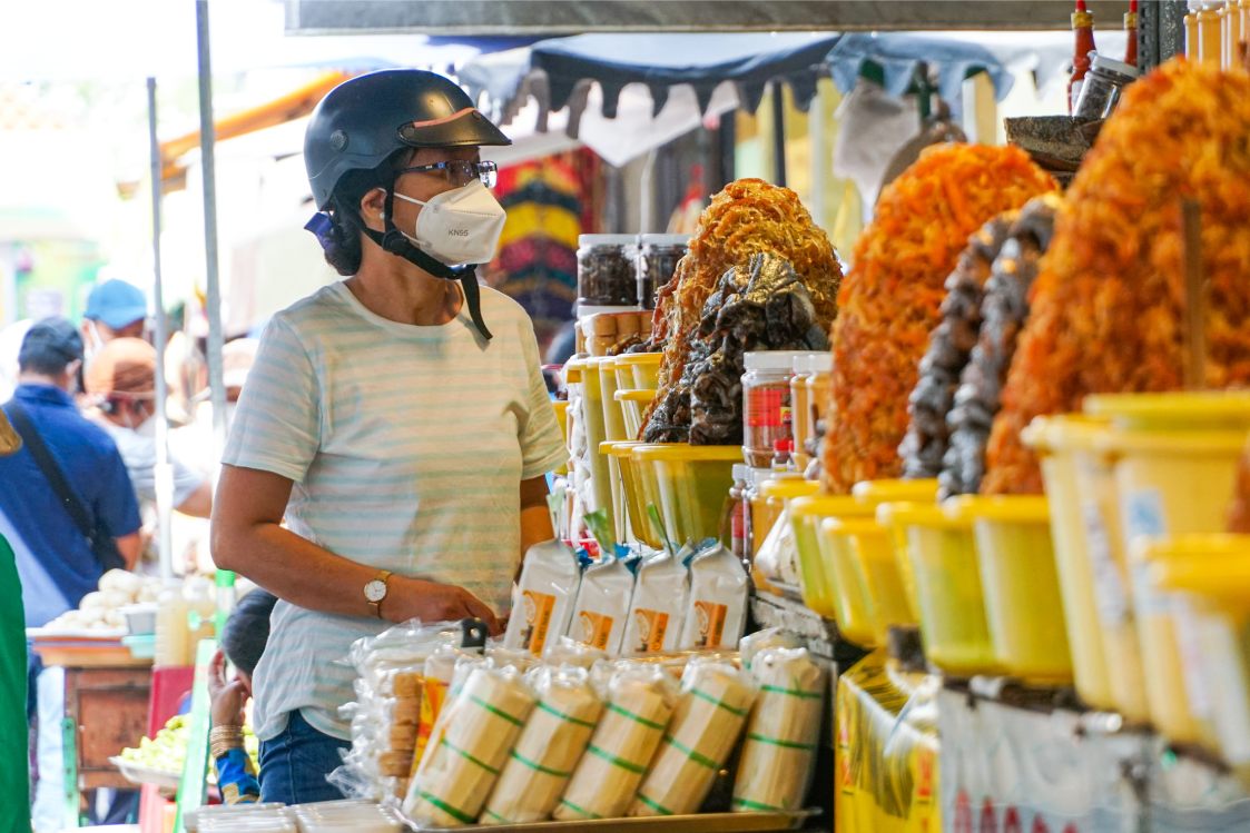 Nghề làm mắm vẫn giữ vai trò đặc biệt trong đời sống người dân vùng đầu nguồn tỉnh An Giang. Ảnh: Tạ Quang