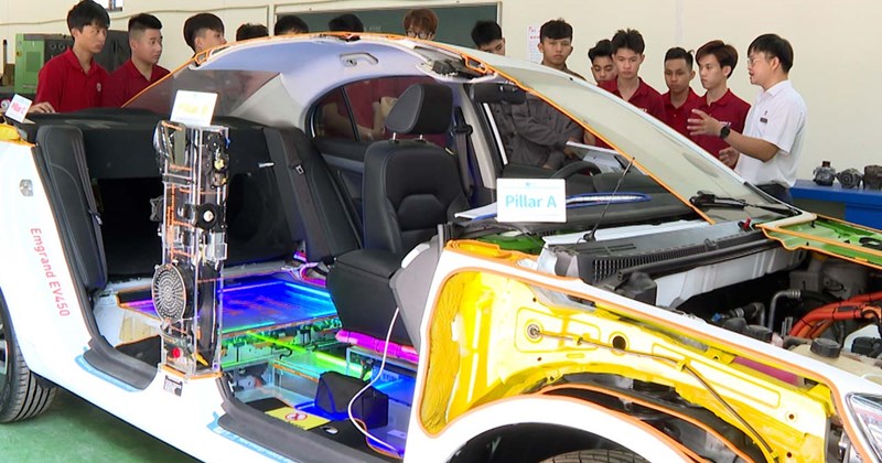 Lý do nên học Kỹ thuật Công nghệ Kỹ thuật Ô tô