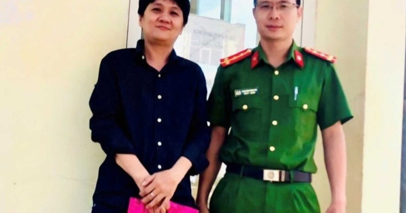 Công an Lâm Đồng hỗ trợ trả lại 100 triệu đồng cho người dân
