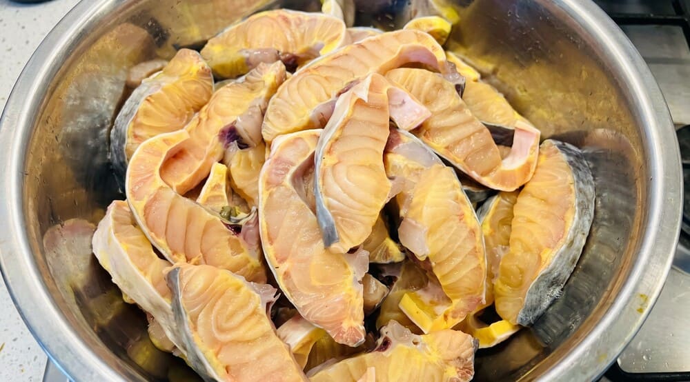 Deodorizing sturgeon properly will help the dish be delicious and flavorful. Photo: Tuan Dat