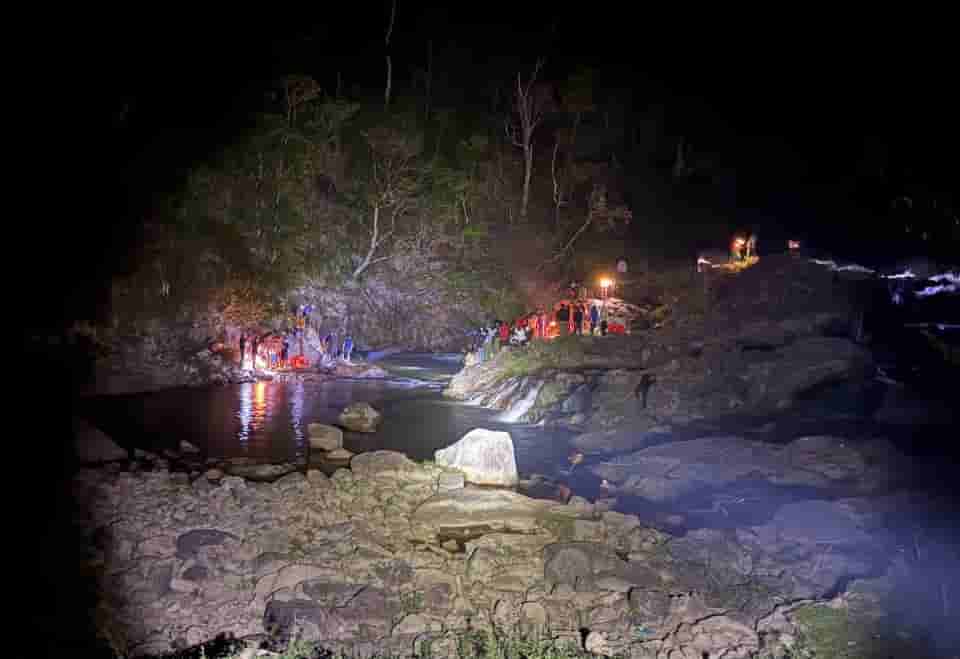 The location where the victim drowned, functional agencies organized searches in the dark. Photo: DVCC