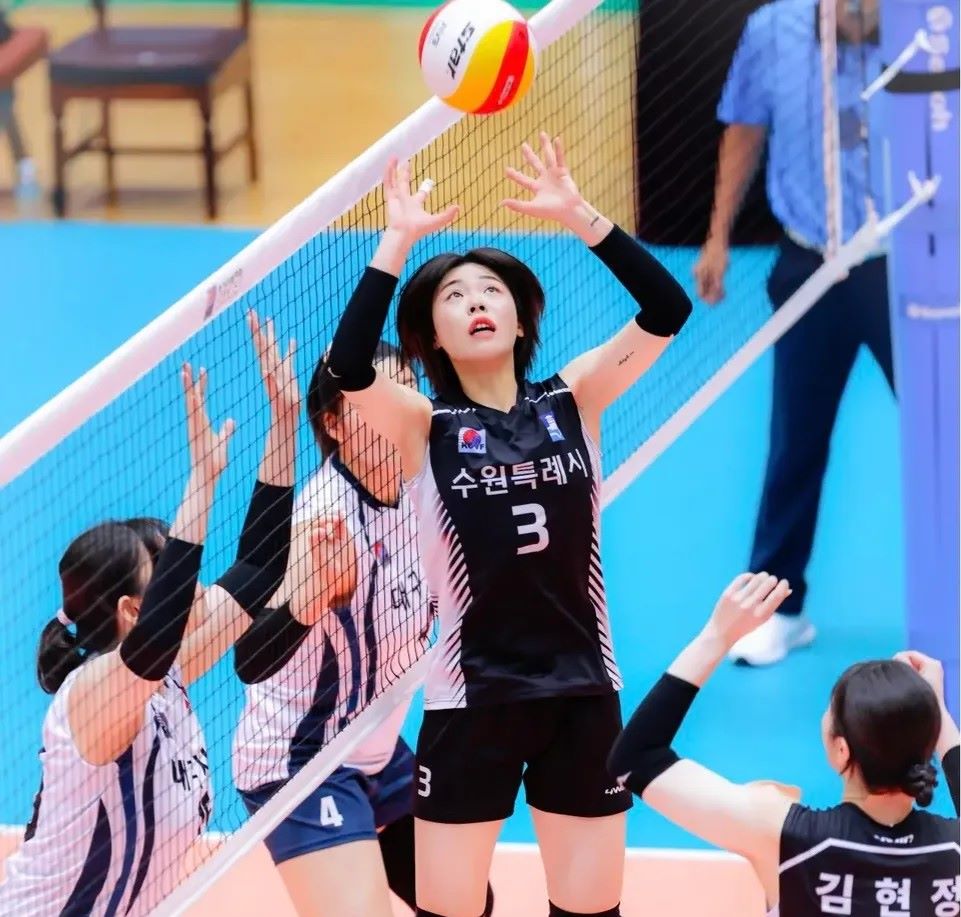 Ha Hyo-rim, một trong những vận động viên trụ cột của đội bóng chuyền nữ Suwon City. Ảnh: Volleyballkorea