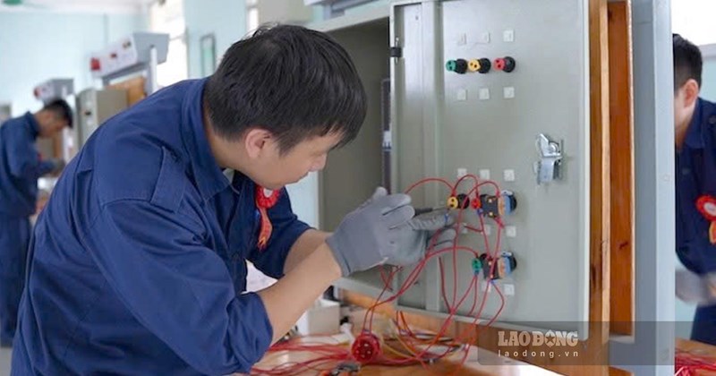 Cơ hội việc làm ngành Điện công nghiệp "nóng" trở lại