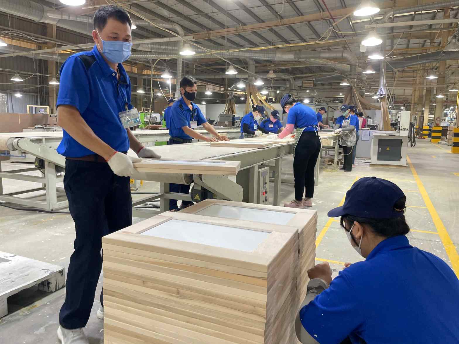 Doanh nghiệp chủ động phòng ngừa cháy nổ, đảm bảo an toàn cho NLĐ. Ảnh: Đình Trọng