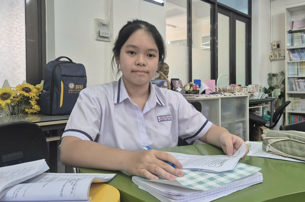 Em Nguyễn Khánh Linh 