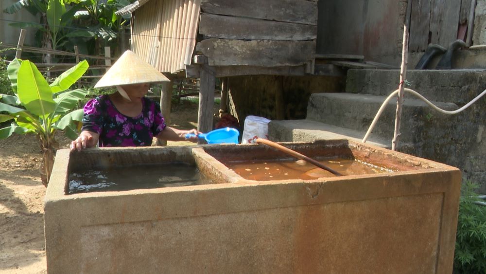 Decenas de miles de hogares en la comuna de Tan Gianh carecen de agua potable doméstica. Foto: Thanh Trung