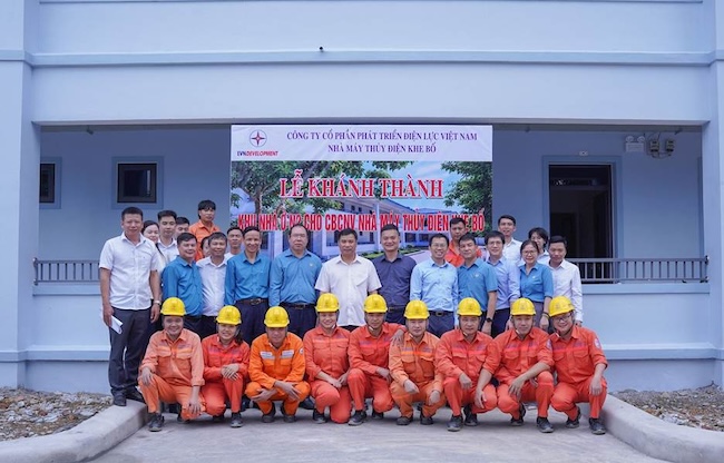 Lễ khánh thành khu nhà ở cho CBCNV Nhà máy Thủy điện Khe Bố. Ảnh: Nguyễn Cao Cường