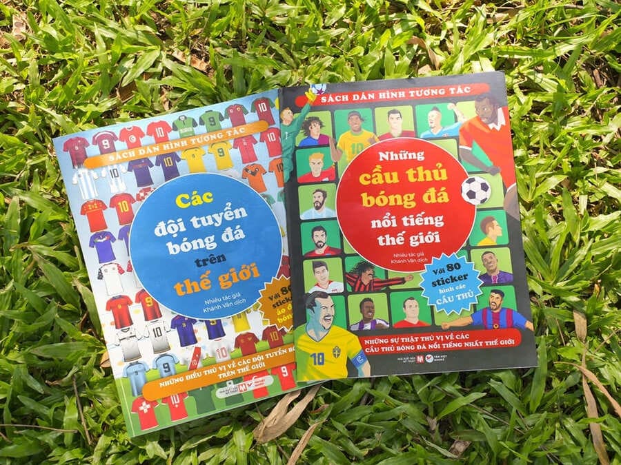 The interactive football book set is introduced on the occasion of welcoming the 2026 World Cup. Photo: Tan Viet