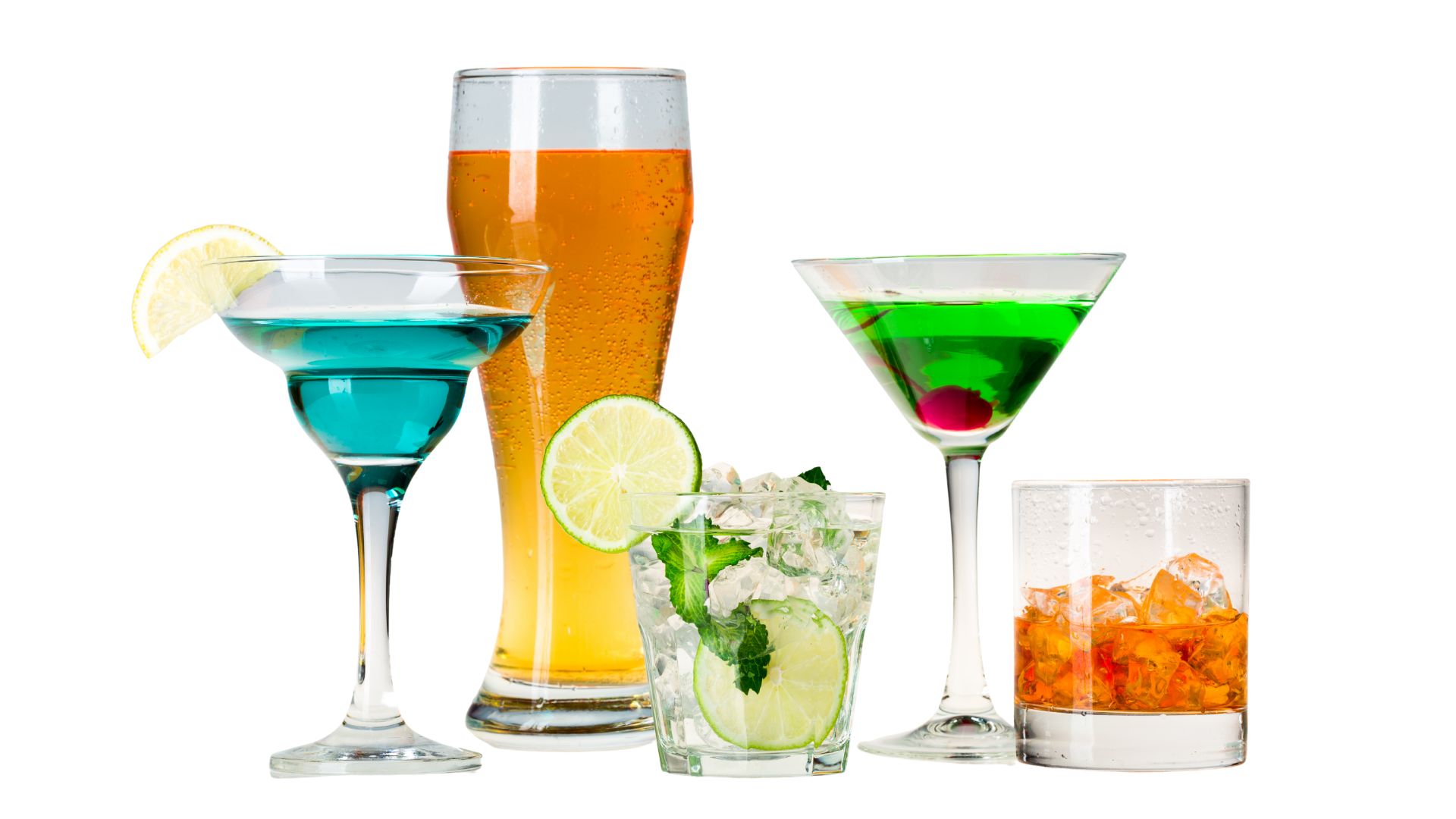 Tránh sử dụng bia rượu và nước ngọt vào buổi tối để không làm tăng nồng độ axit uric. Ảnh: Canva