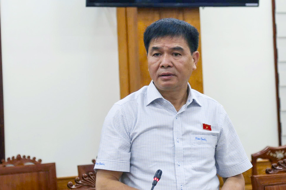 Phó Chủ nhiệm Ủy ban Kinh tế và Tài chính của Quốc hội Nguyễn Hữu Toàn phát biểu. Ảnh: Hoài Phương