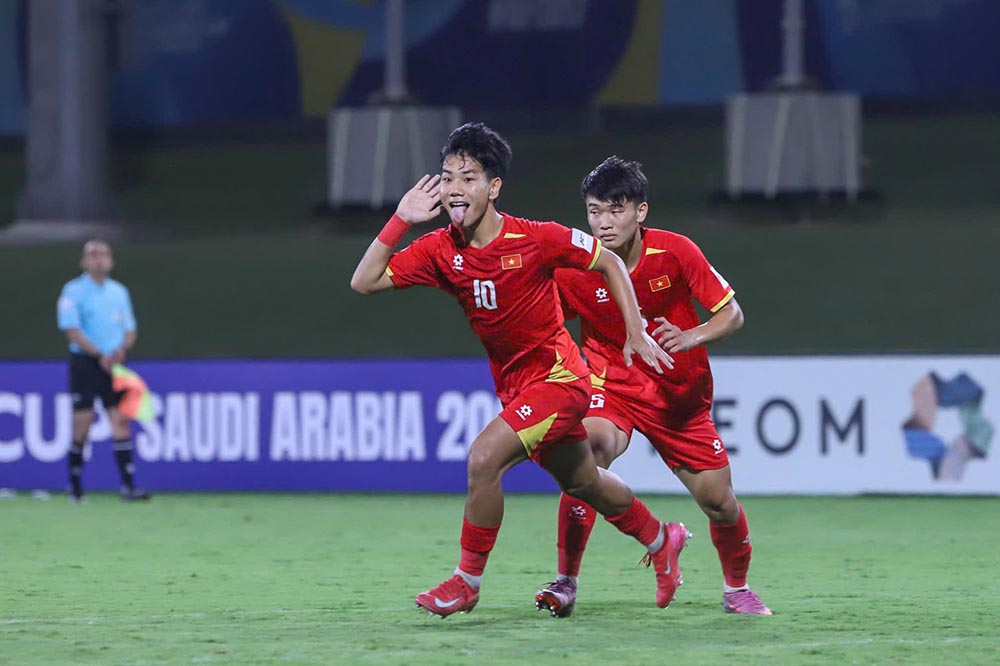 U17 Vietnam receives a large bonus after winning a ticket to the 2026 U17 World Cup. Photo: VFF