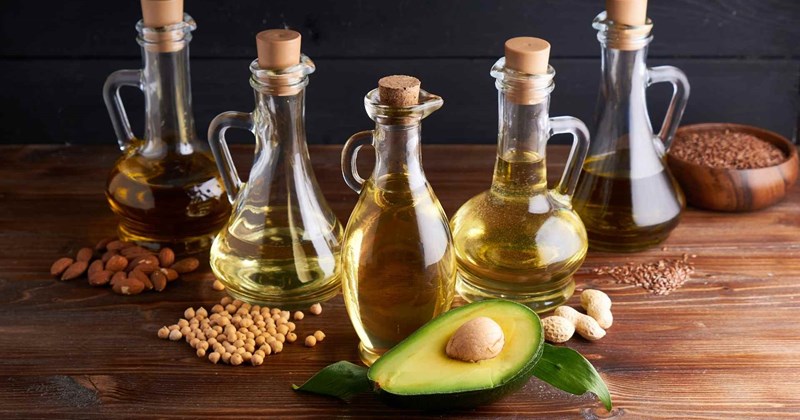 Tại sao nên dùng dầu ô liu nguyên chất thay vì dầu tinh luyện