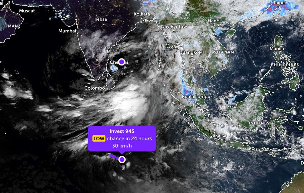 Cập nhật vị trí của 2 áp thấp trên biển Ấn Độ Dương. Ảnh: JTWC