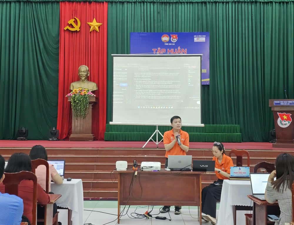 Chuyển đổi số để thích ứng với công nghệ mới, thông minh, quản lý thuận tiện. Ảnh: Mai Chi 
