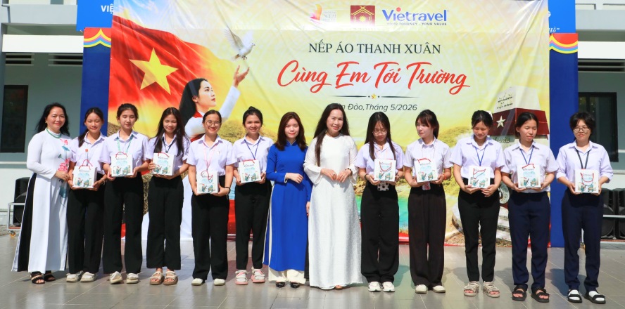 Hoạt động này nhằm truyền tải thông điệp về khát vọng hòa bình, đồng thời thể hiện tinh thần tri ân đối với các thế hệ đi trước đã hy sinh vì độc lập, tự do của dân tộc.