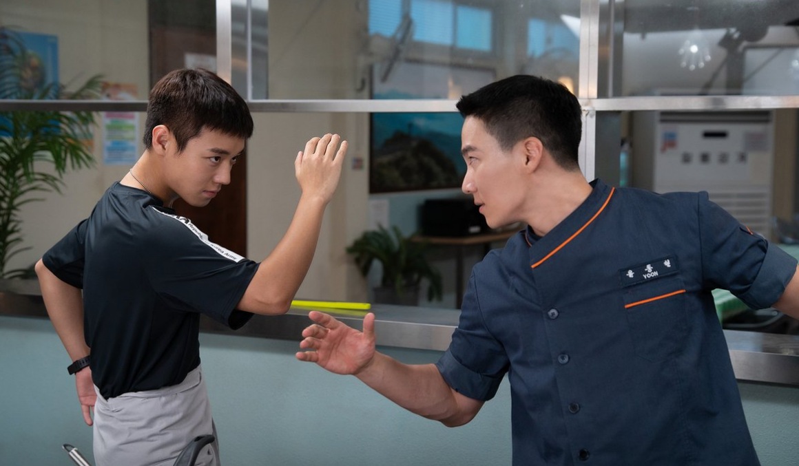 Park Ji Hoon and his co-star in the new movie. Photo: Producer