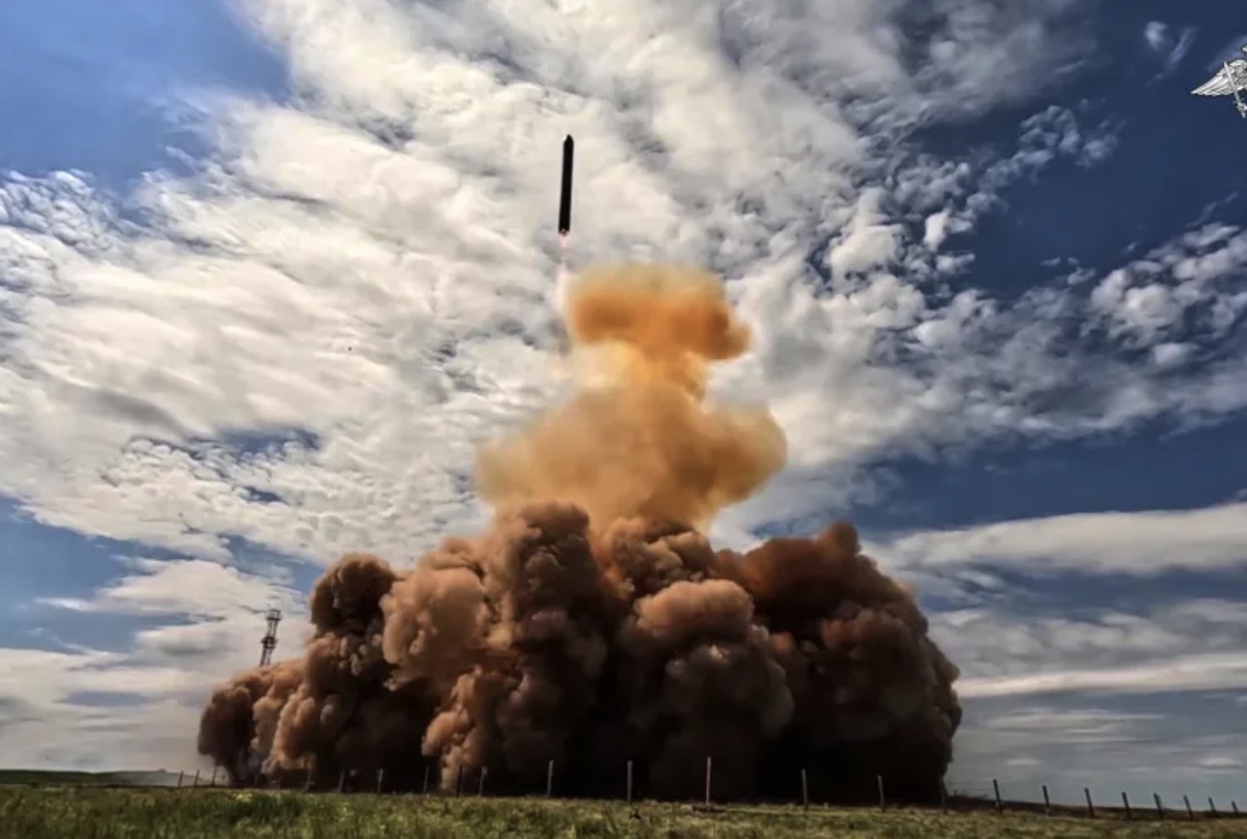 The RS-28 Sarmat missile, called "Satan II" by the West, is an intercontinental ballistic missile (ICBM) that Russia just successfully tested on the 12th. 5. Photo: Russian Ministry of Defense