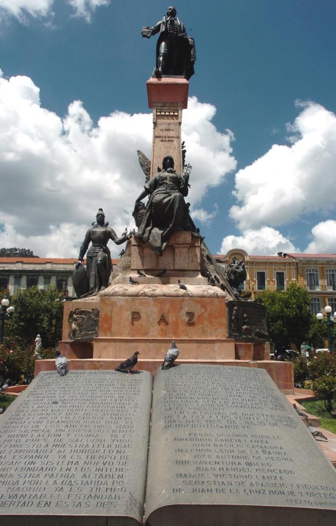Memorial to Bolivian national hero Murillo located at Murillo Square in La Paz (Capital of Bolivia). Photo: Xinhua