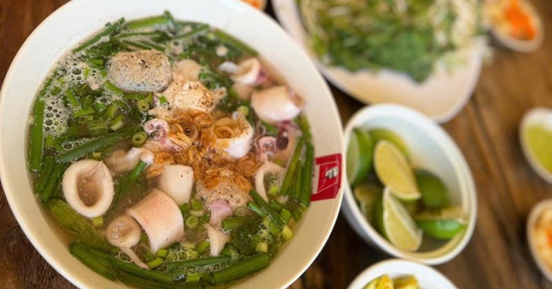 Bún sứa Nha Trang: Giòn ngọt, tươi ngon