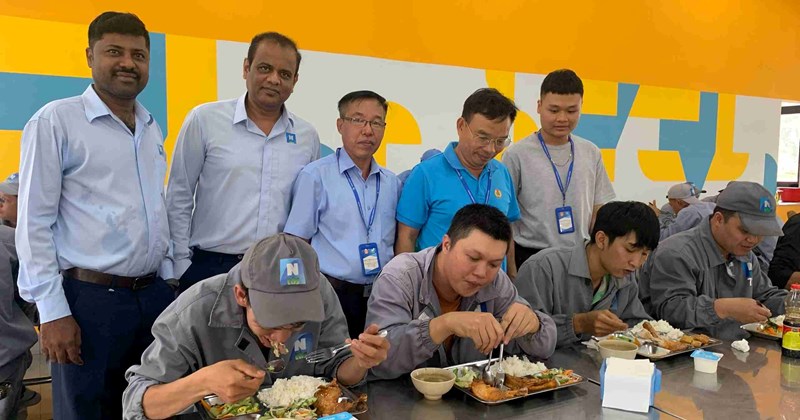Đắk Lắk: Tổ chức bữa ăn công đoàn cho 200 công nhân