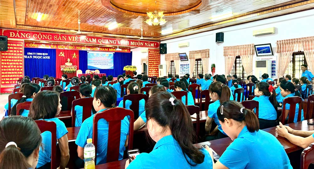 Công đoàn Đà Nẵng nhân rộng mô hình Văn hoá an toàn tại nơi làm việc. Ảnh: Công đoàn Nam Phước
