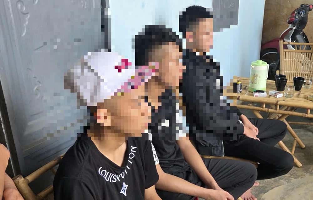 Ba đối tượng liên quan vụ án bị cơ quan chức năng bắt giữ. Ảnh: ĐVCC