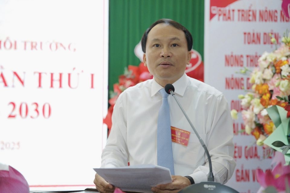 Mr. Nguyen Dinh Duc is proposed for disciplinary consideration. Photo: N. Minh.