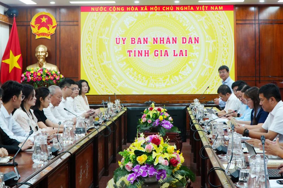 UBND tỉnh Gia Lai làm việc với Tập đoàn Tô Thương. Ảnh: Dũng Nhân