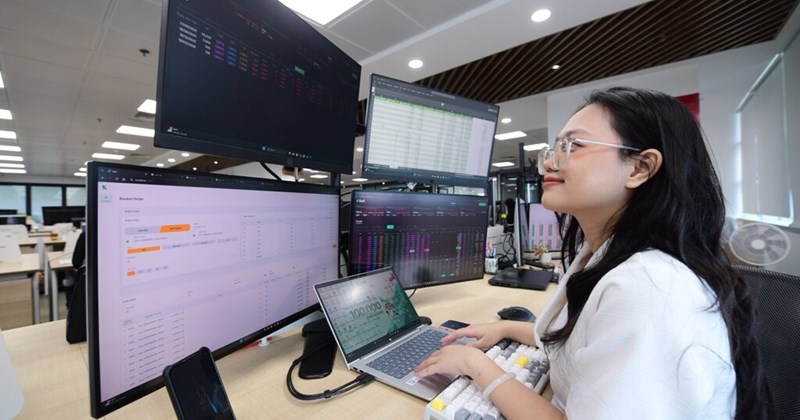Cổ phiếu ngành năng lượng hút dòng tiền mạnh