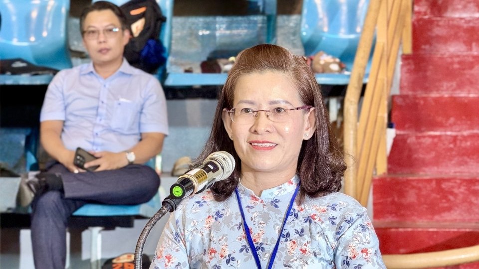 Ms. Nguyen Thi Kim Dung - Vice President of Vinh Long Provincial Labor Federation - delivered the opening speech of the congress. Photo: Hoang Loc