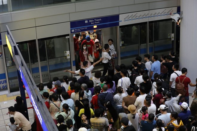 Người khó khăn ở TPHCM sắp được quét CCCD nhận vé Metro miễn phí.  Ảnh: Anh Tú