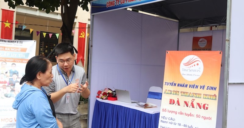 Đà Nẵng: Người lao động mong hỗ trợ vốn, việc làm sau sắp xếp vỉa hè