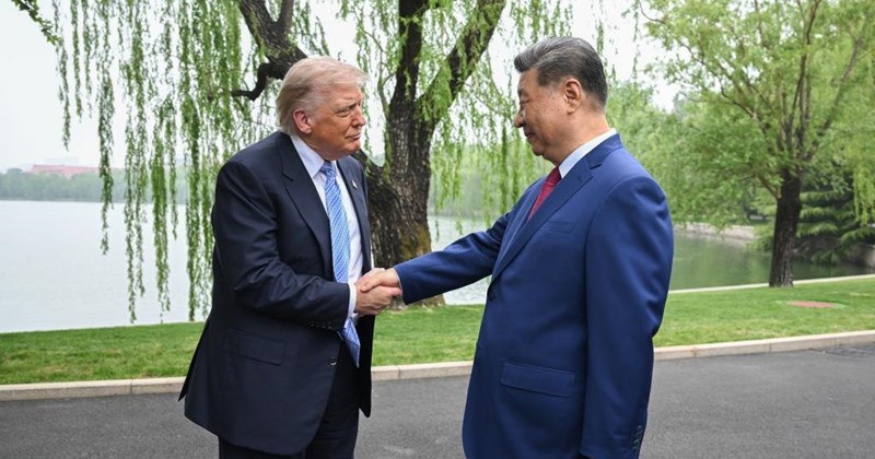 Ông Trump bất ngờ nới lỏng lập trường về hạt nhân Iran