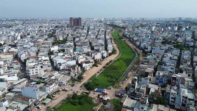 Dự án cải tạo kênh Tham Lương - Bến Cát - rạch Nước Lên dự kiến hoàn thành trong năm 2026.  Ảnh: Anh Tú