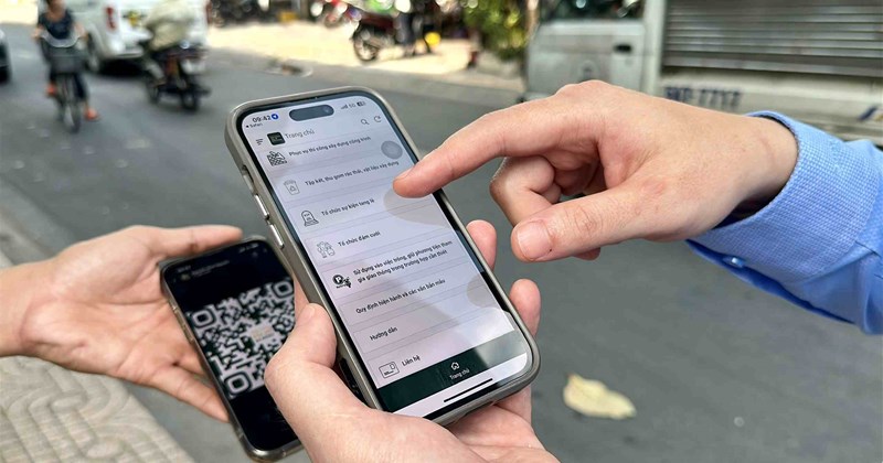 TP.HCM: Đăng ký, nộp phí vỉa hè qua app ngay tại nhà