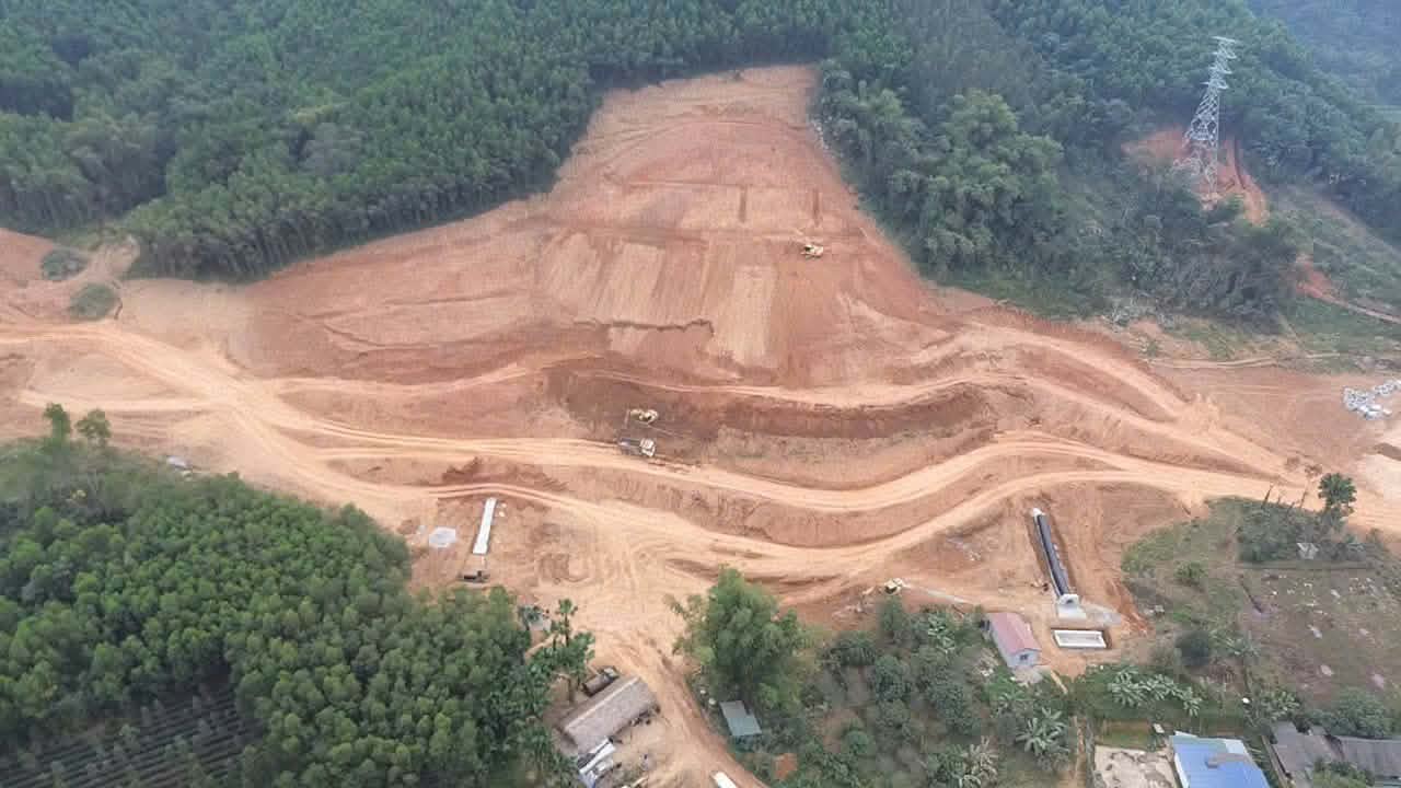 Công trường dự án cao tốc Chợ Mới - Bắc Kạn. Ảnh: Công Luận