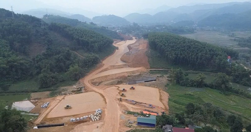 Đẩy nhanh bàn giao mặt bằng cao tốc Chợ Mới - Bắc Kạn