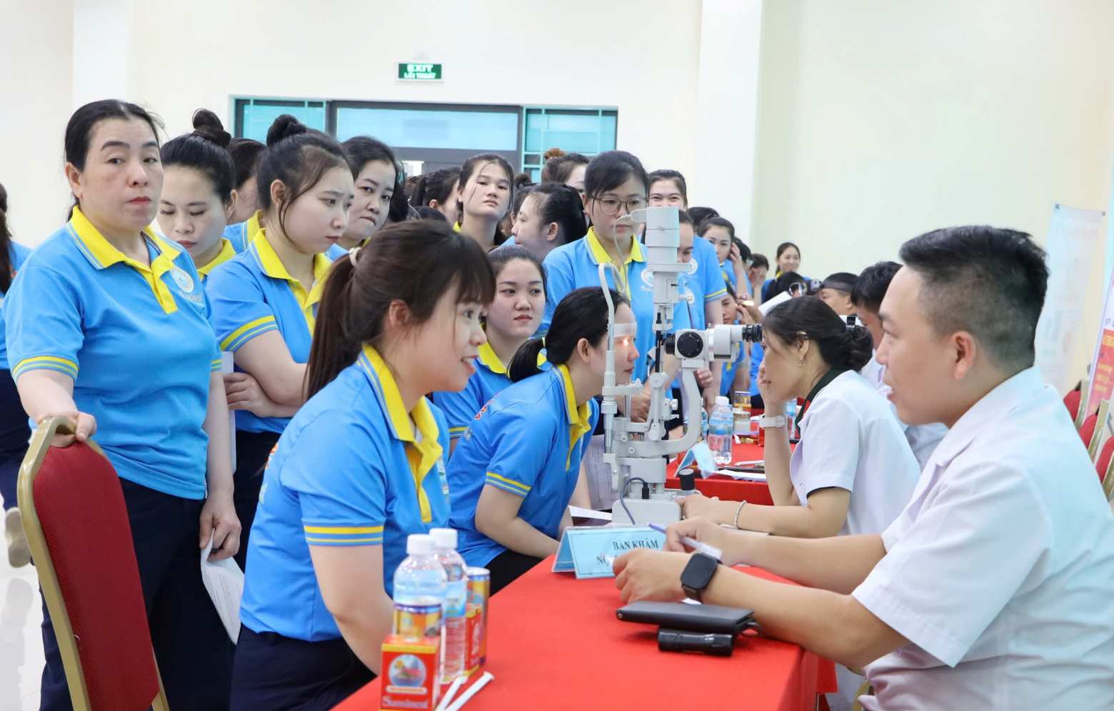 More than 250 workers of Sanvinest Khanh Hoa Bird's Nest Factory were health checked during Workers' Month. Photo: Phuong Linh