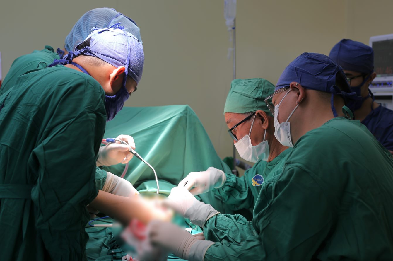 Early detection of congenital hand and foot deformities, avoiding motor effects in children