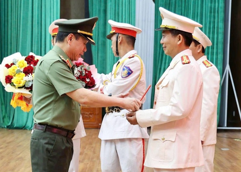 Buổi lễ trao, nhận quyết định bổ nhiệm của Công an TP Đà Nẵng. Ảnh: Công an TP Đà Nẵng