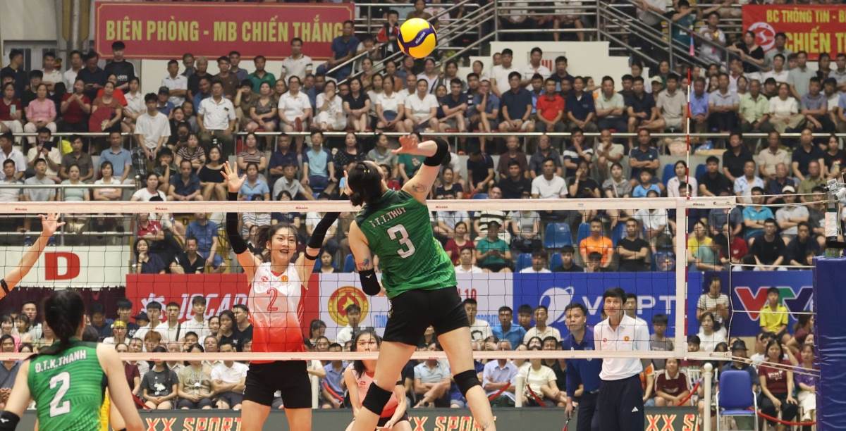 VTV Binh Dien Long An will compete with the Information Forces to win tickets to the semi-finals of VTV9 Cup - Binh Dien 2026. Photo: VTV Binh Dien