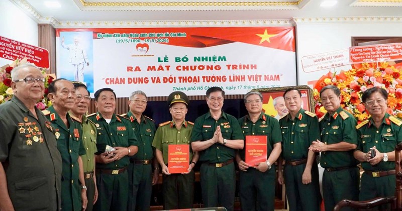 Tái hiện hình ảnh Bộ đội Cụ Hồ qua "Đối thoại lịch sử