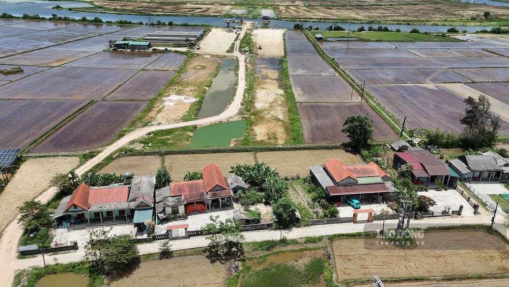 Hiện trạng ngổn ngang tại đoạn đường do Công ty Cổ phần Taco Trường Sơn thực hiện. Ảnh: Hưng Thơ