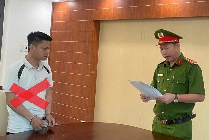 Cơ quan Cảnh sát điều tra Công an thành phố khởi tố Phạm Công Sơn Bách - nguyên cán bộ Ban giải phóng mặt bằng thuộc UBND TP Hải Dương cũ. Ảnh: Công an Hải Phòng