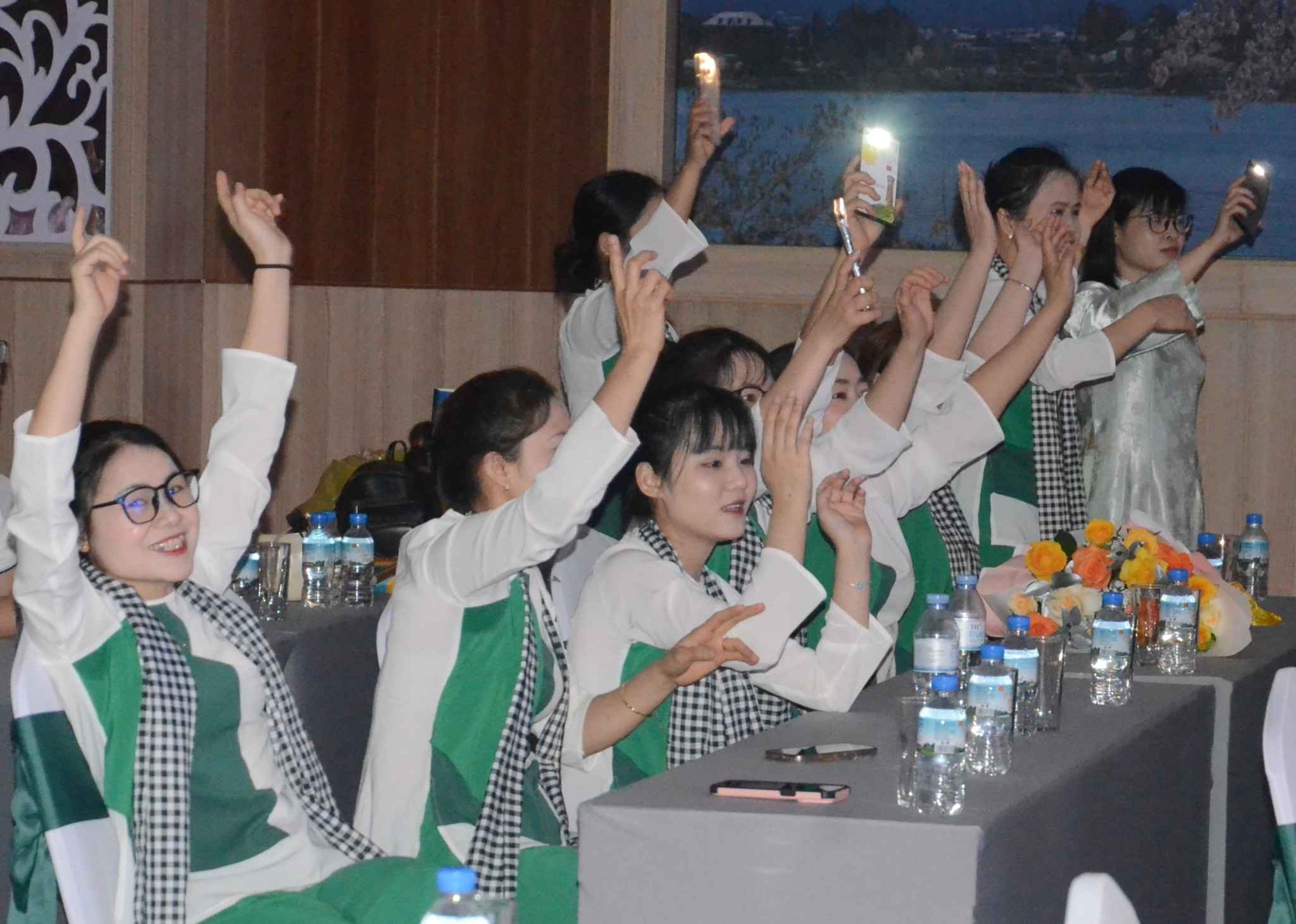 Hội thi đã thu hút sự tham gia, cổ vũ của đông đảo CNLĐ tại các khu, cụm công nghiệp trên địa bàn tỉnh Ninh Bình. Ảnh: Nguyễn Trường